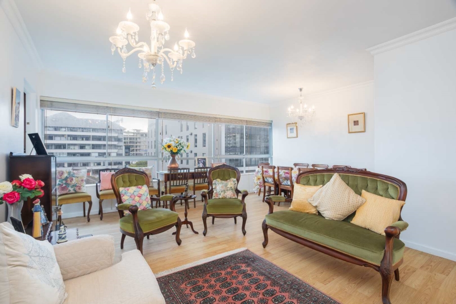 2 Bedroom Property for Sale in Sea Point Western Cape